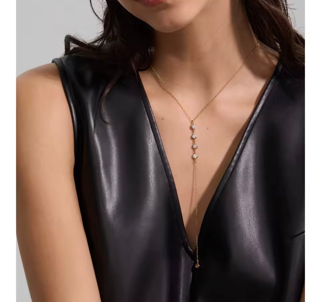 The Solenne Lariat