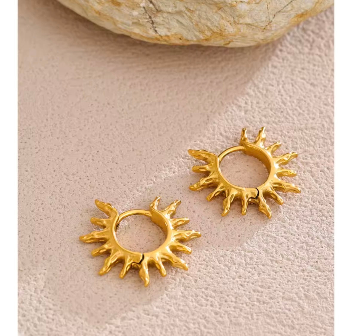 The Soleil Hoops