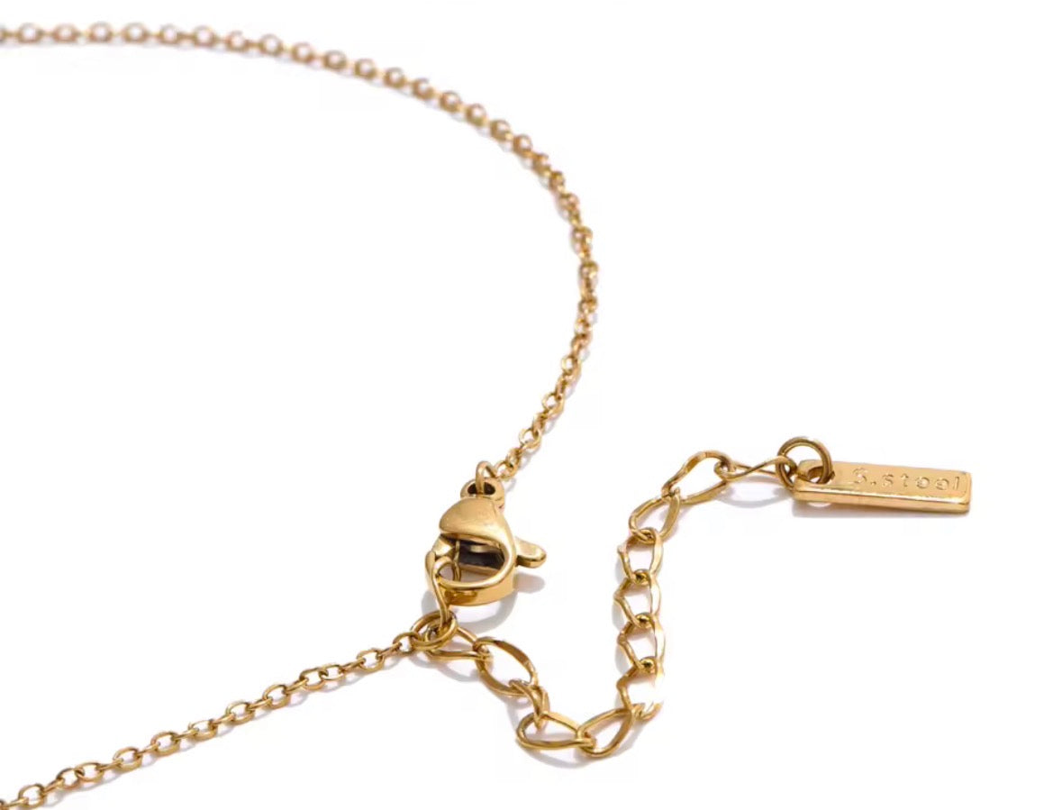 The Solenne Lariat