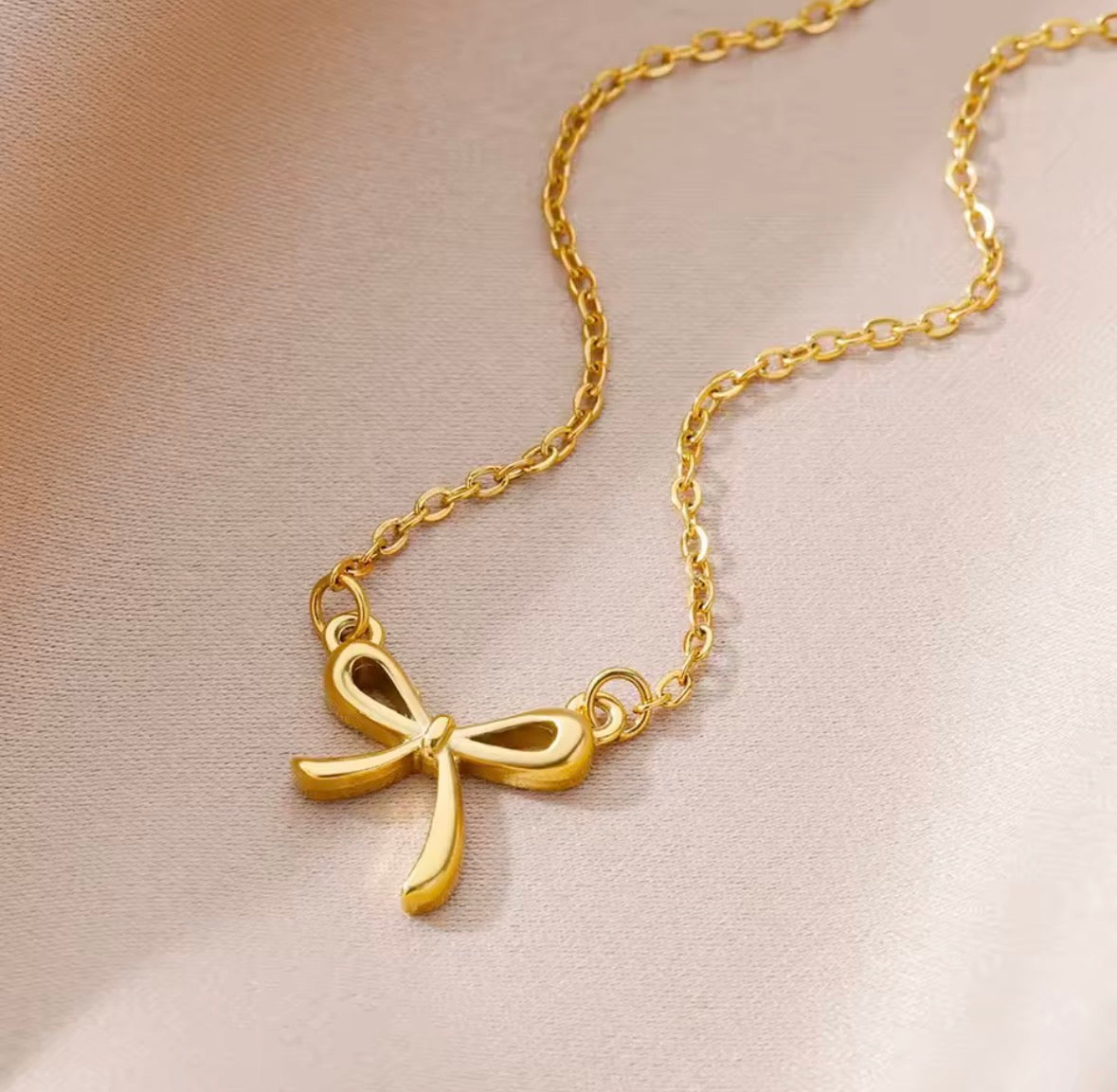 Bowknot Gold Choker Necklace – Stainless Steel Korean Style Cute Aesthetic Jewellery | Sabrina & Shine
