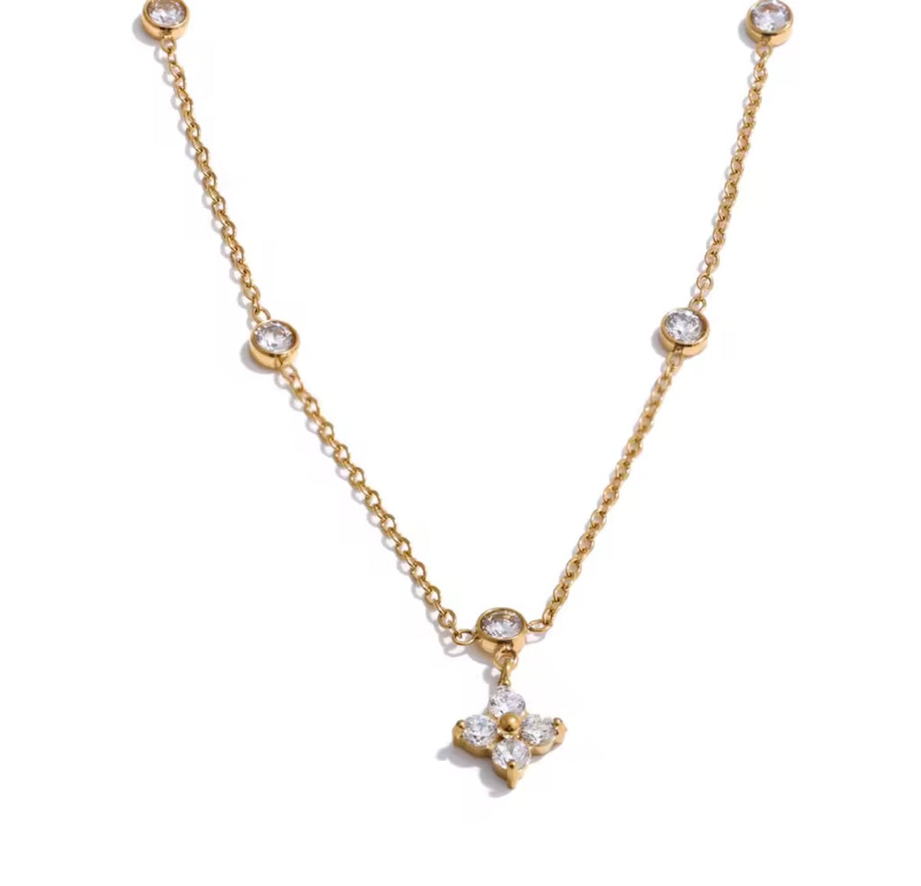 The Evelisse Necklace