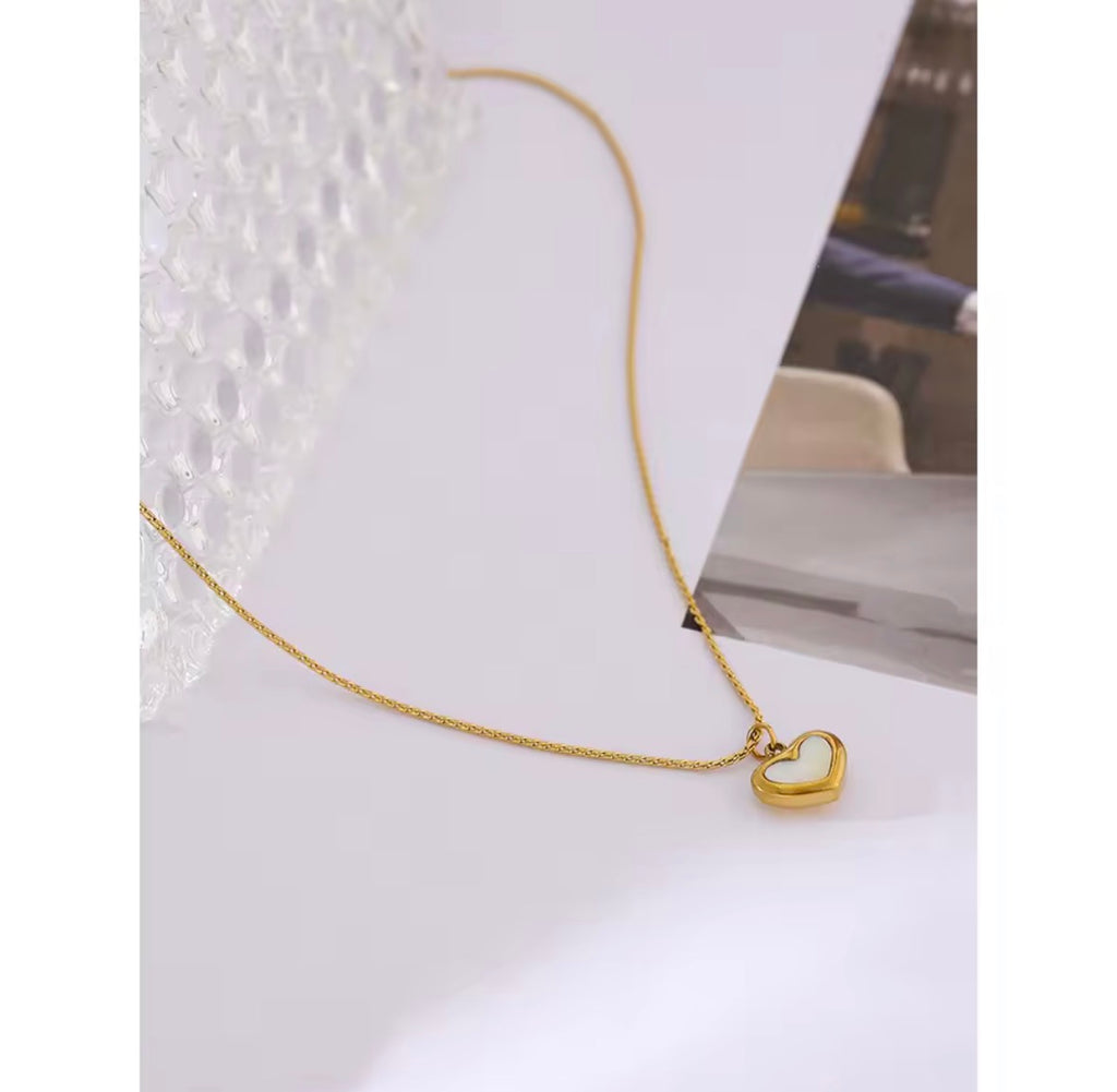 Natural Shell Heart Necklace