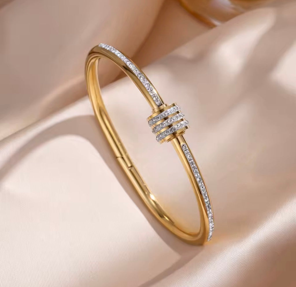 Zircon Inlaid Gold Bangle