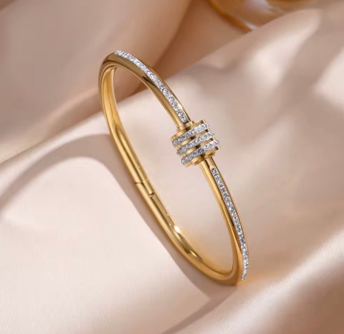Zircon Inlaid Gold Bangle