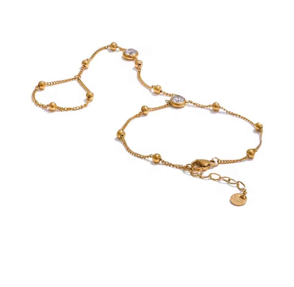 lysara-hand-chain-316l-stainless-steel-pvd-gold-main